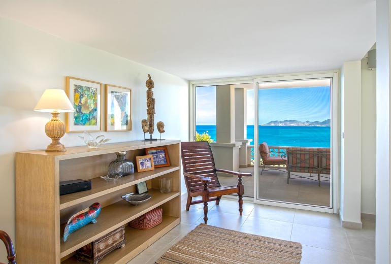 Sxm034 – Villa no penhasco com vista para o mar em Terres Basses