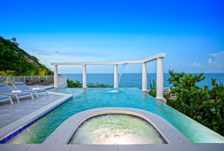 Sxm035 – Casa no penhasco com vista para o mar em Baie Rouge