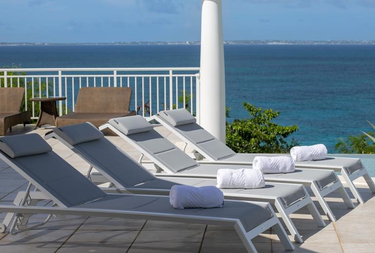 Sxm035 – Casa no penhasco com vista para o mar em Baie Rouge