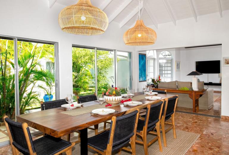Sxm036 – Colonial-style villa with ocean views in Terres Basses