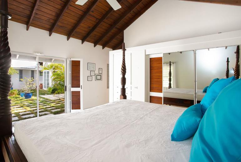 Sxm036 – Colonial-style villa with ocean views in Terres Basses