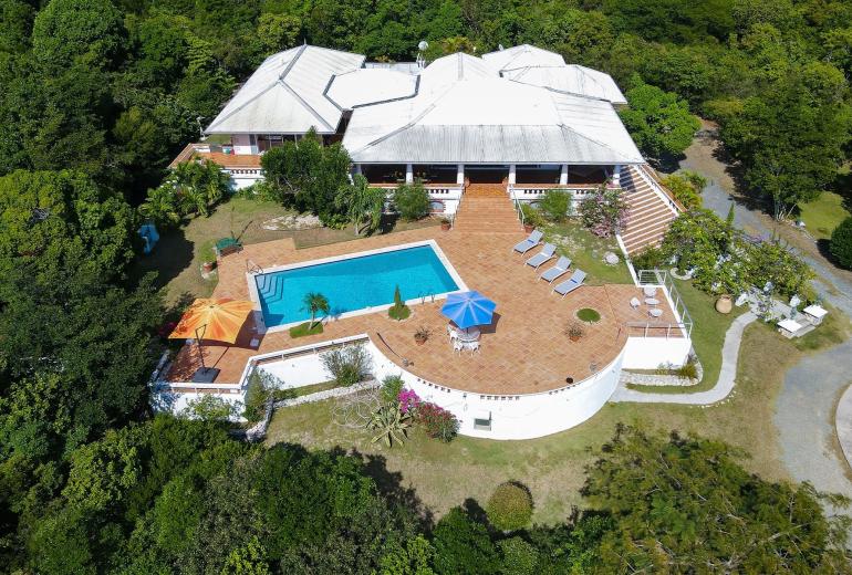 Sxm036 – Colonial-style villa with ocean views in Terres Basses