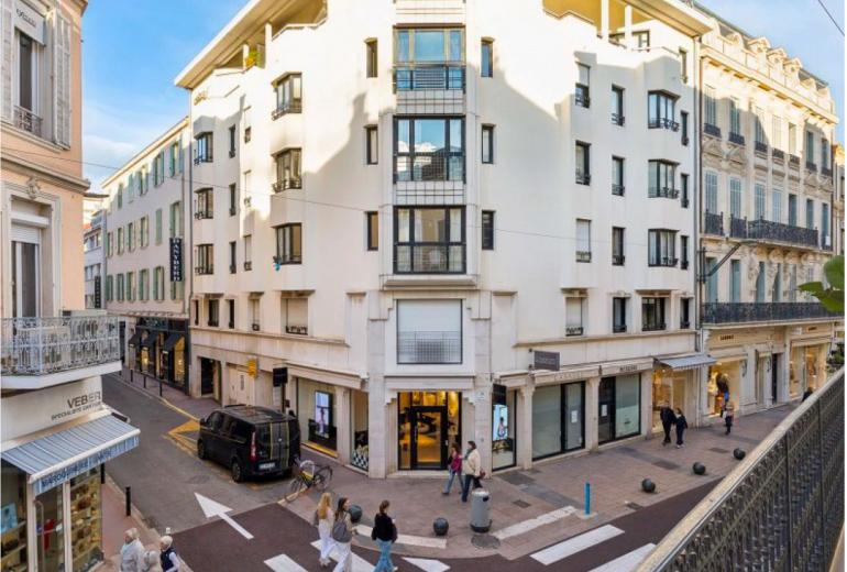 Azu489 - Appartement 4 chambres - centre de Cannes