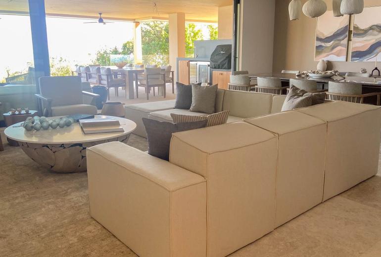 Ptm042 - Elegant Oceanview Villa at Kupuri Beach