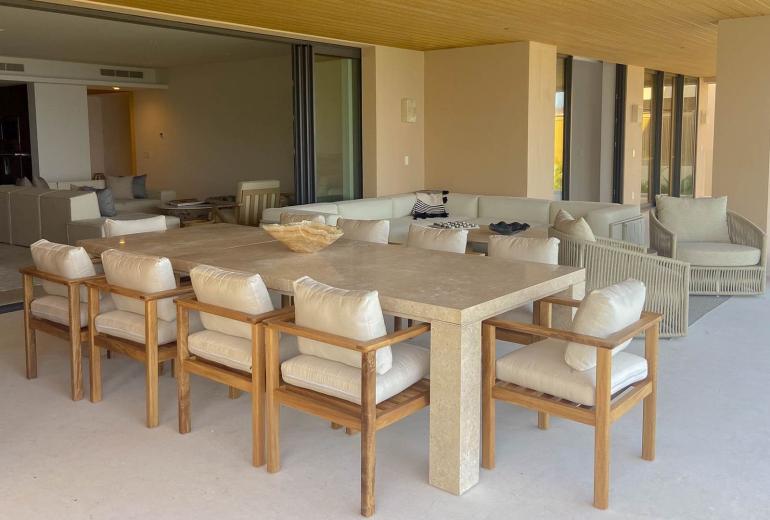 Ptm042 - Elegant Oceanview Villa at Kupuri Beach