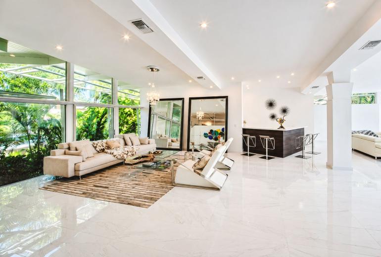 Mia019 - Modern Waterfront House in Fort Lauderdale