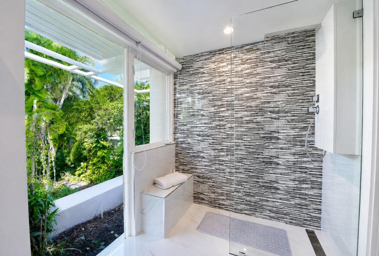 Mia019 - Modern Waterfront House in Fort Lauderdale