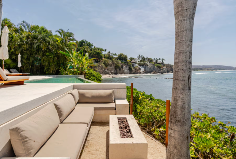 Ptm043 - Modern Rustic Oceanfront Villa in Punta Mita