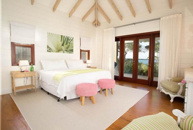 Bhs019 - Oceanfront villa with infinity pool in Great Exuma