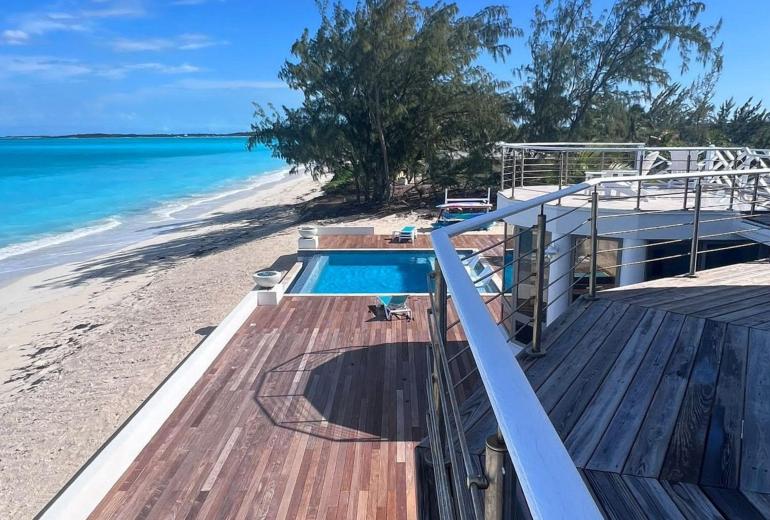 Bhs025 - Beachfront villa with ocean views in Exuma