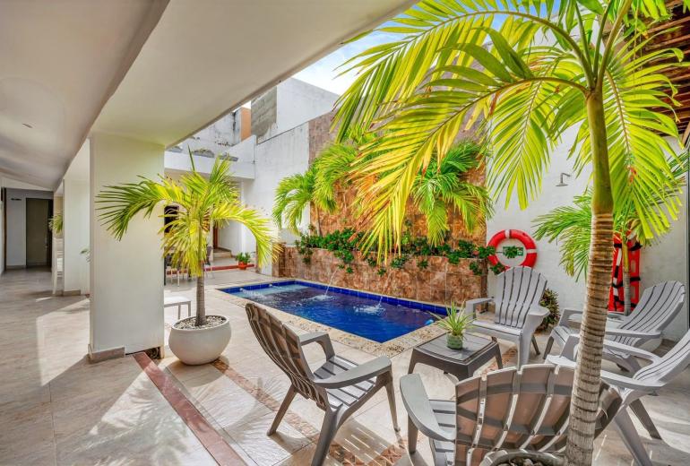 Car064 -  Charming house with pool in San Diego