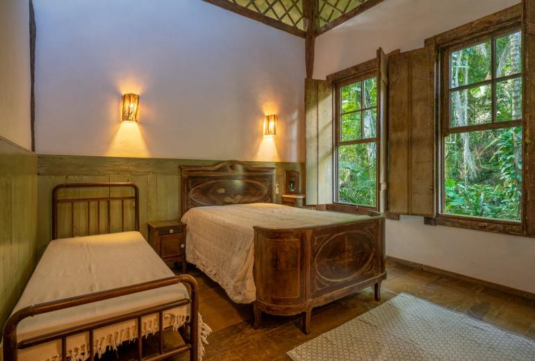Sao600 - Exotic house facing the ocean in Ilhabela