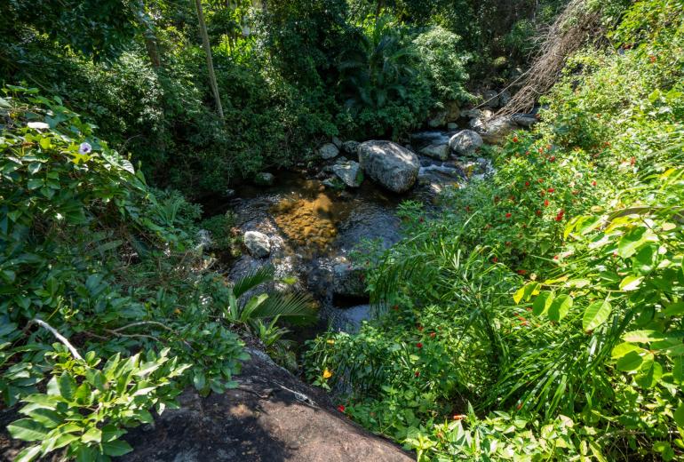 Sao601 - Casa frente al mar en medio de la naturaleza en Ilhabela