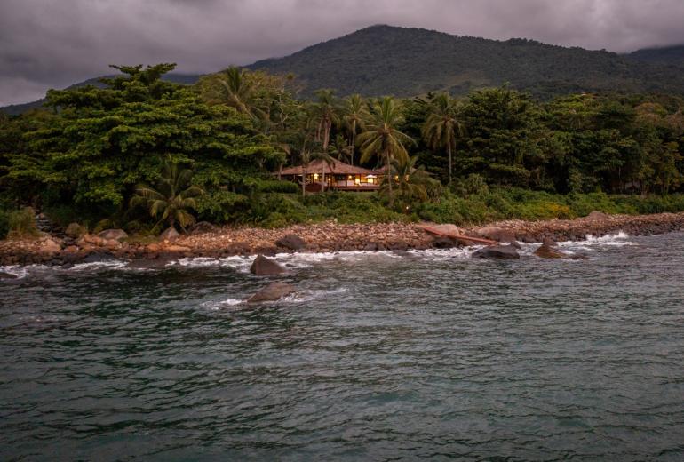 Sao601 - Villa face à la mer en pleine nature à Ilhabela