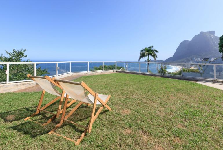 Rio106 - Mansão com vista incrível para o mar em São Conrado