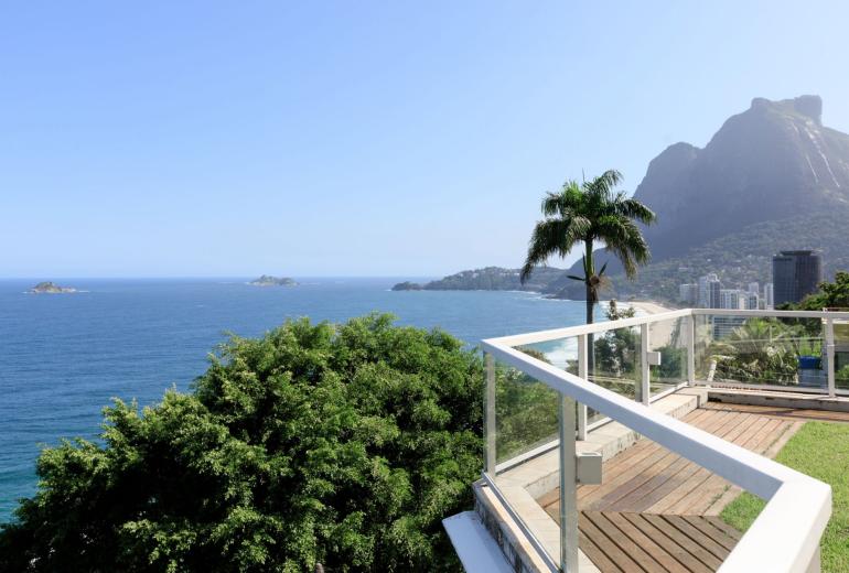 Rio106 - Mansão com vista incrível para o mar em São Conrado