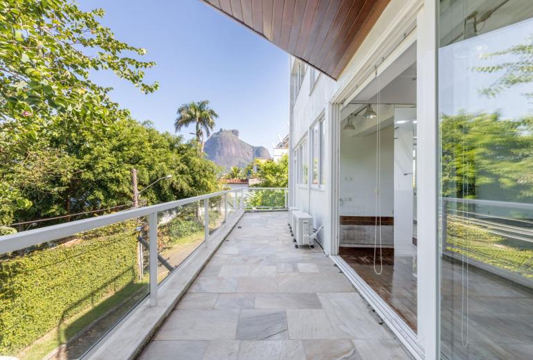 Rio106 - Mansão com vista incrível para o mar em São Conrado