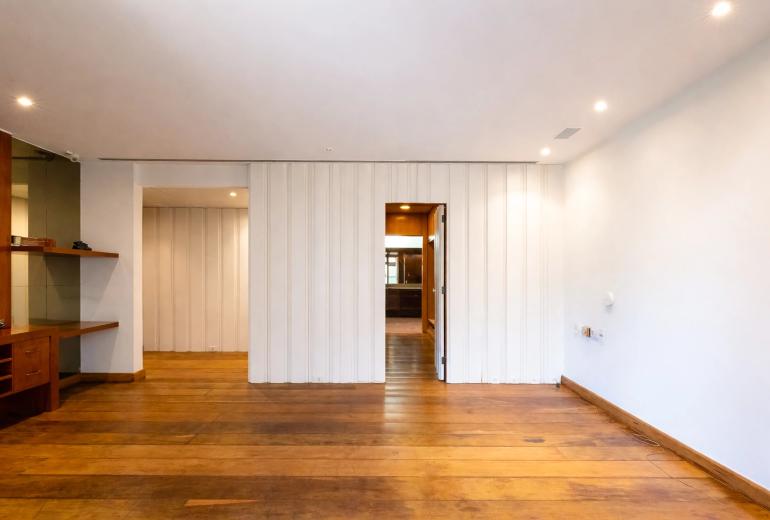 Rio456 - 470m2 linear penthouse with the best view in Leme