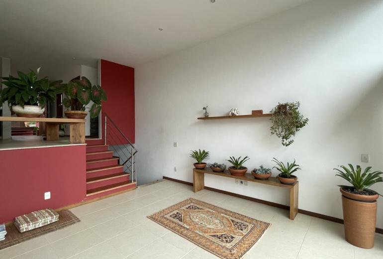 Buz209 - Spacious house on Ferradura beach