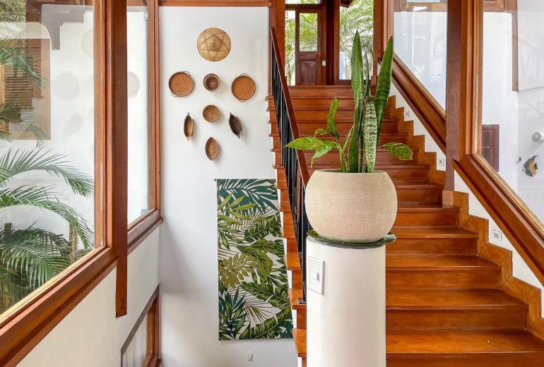 Buz207 - Casa com vistas deslumbrantes sobre o mar