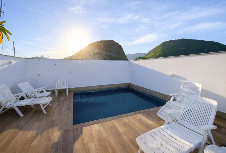 Rio387 - Penthouse en duplex face à la plage de Copacabana – fort potentiel de valorisation