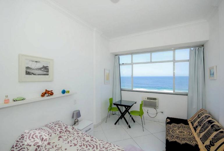Rio384 - Apartamento beira-mar no Leme, em Copacabana