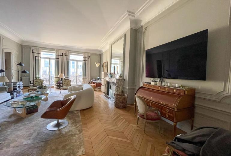 Par123 - Apartamento de Prestigio en la Avenida Hoche, París 8ᵉ