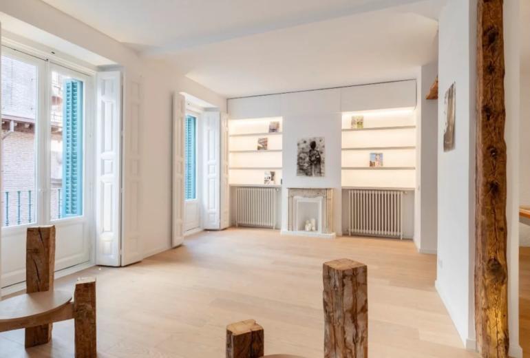 Exclusive brand new loft-style apartment designed by architects