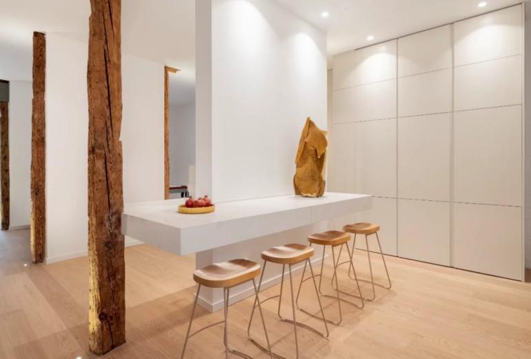 Exclusive brand new loft-style apartment designed by architects