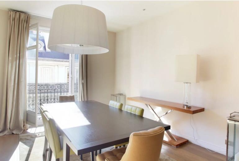 Apartment in Paris 8th - l'Arc de Triumph