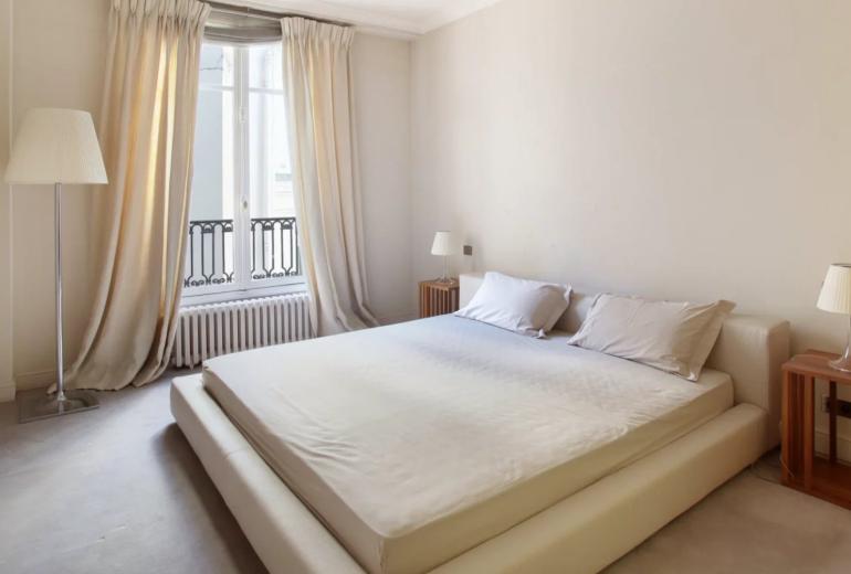 Apartment in Paris 8th - l'Arc de Triumph