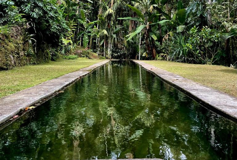 Pty012 - Acogedor lugar junto a la naturaleza en Paraty