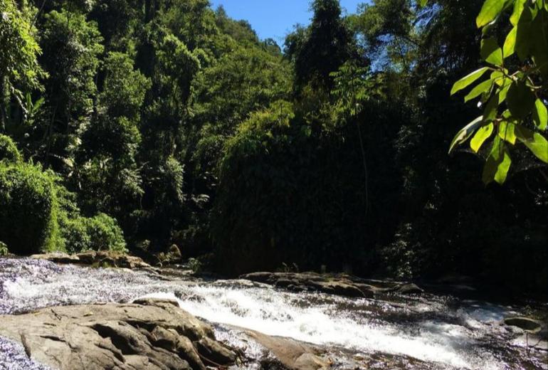 Pty012 -  Aconchegante sítio junto à natureza em Paraty
