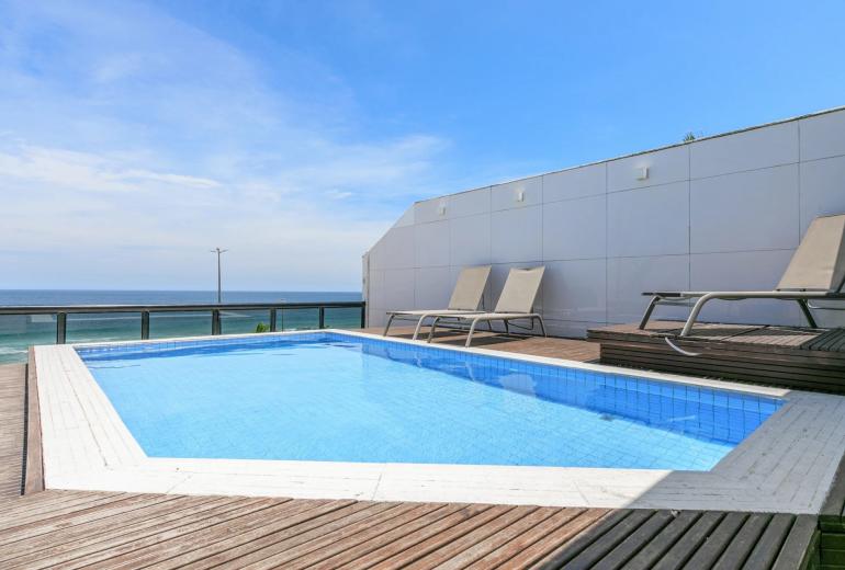 Rio162 - Duplex beachfront penthouse in Barra da Tijuca