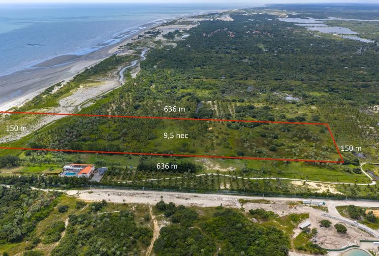 Pre001 - Last large plot of land facing the sea on Preá beach