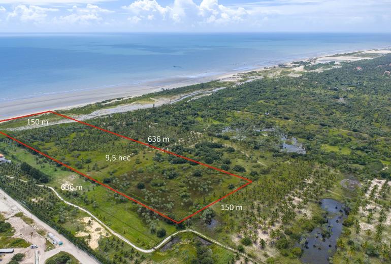 Pre001 - Last large plot of land facing the sea on Preá beach