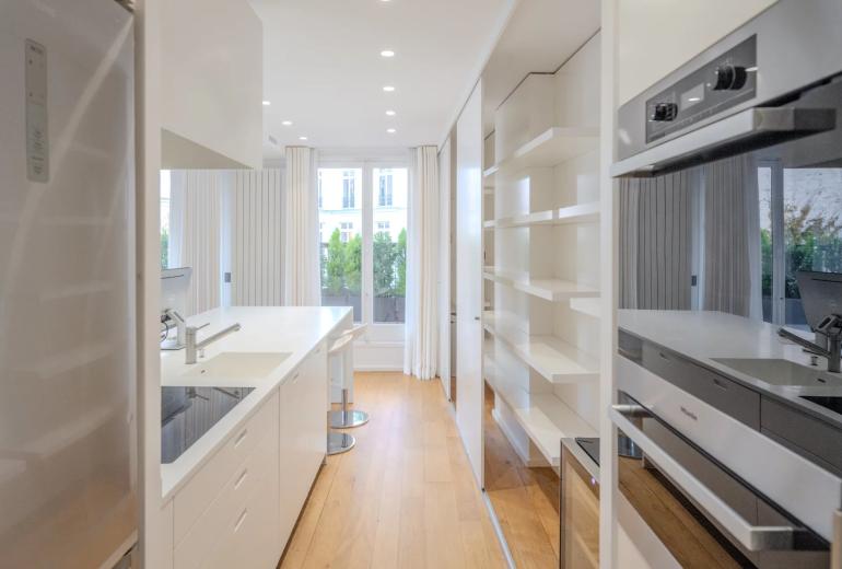 Par024 - Residencia de alto standing en Avenida Montaigne