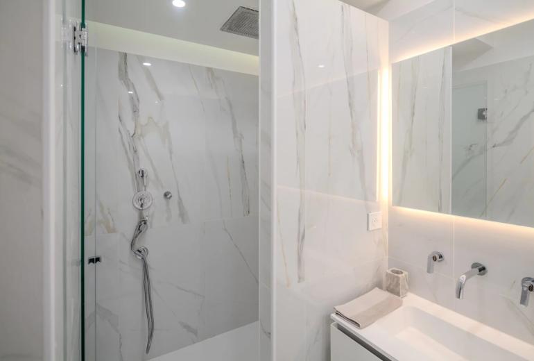 Par024 - Residencia de alto standing en Avenida Montaigne