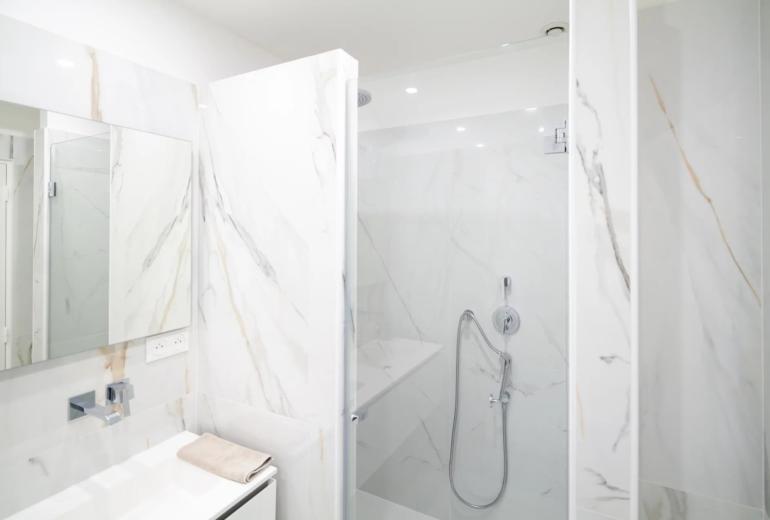 Par024 - Residencia de alto standing en Avenida Montaigne