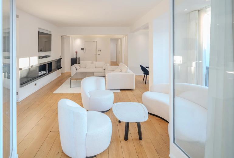 Par024 - Residencia de alto standing en Avenida Montaigne