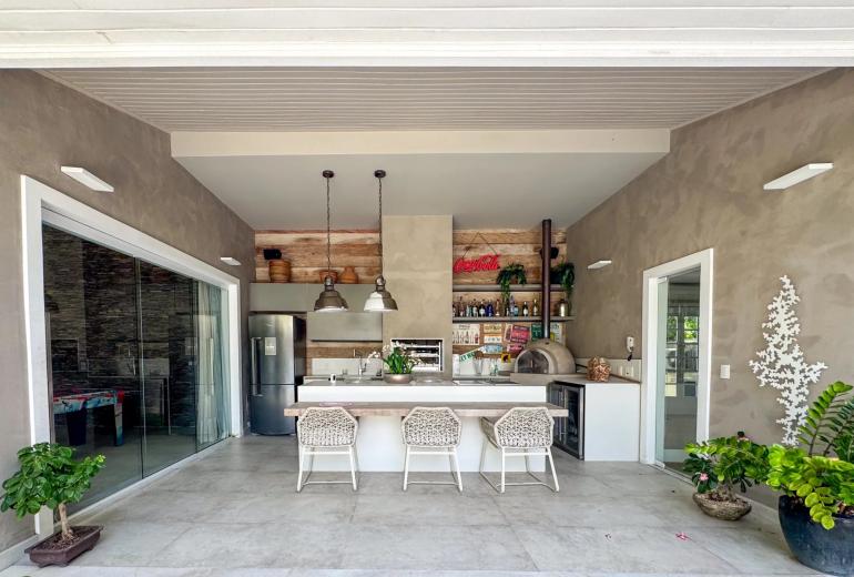 Rio201 - Gated community villa in Barra da Tijuca