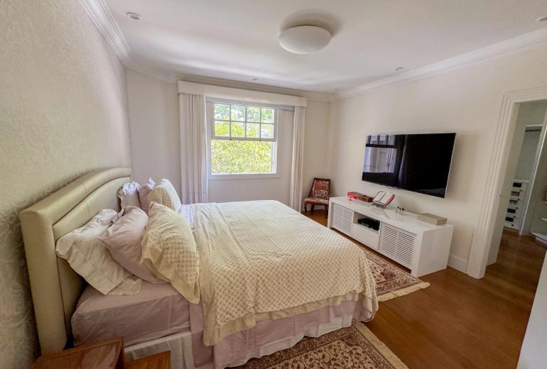 Rio201 - Gated community villa in Barra da Tijuca