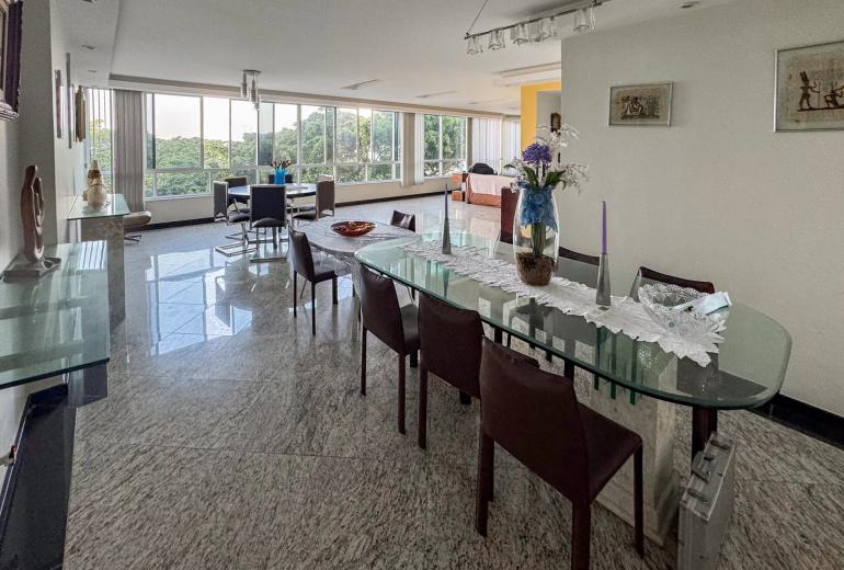 Rio393 - Charmoso apartamento beira-mar em Copacabana