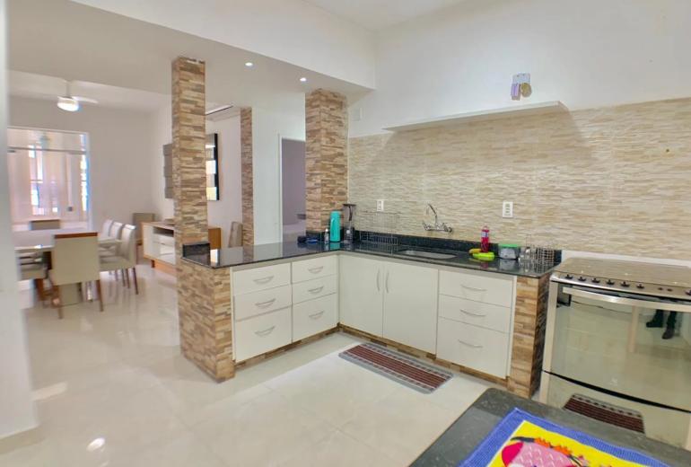 Rio396 - Spacious 4-bedroom apartment in Copacabana