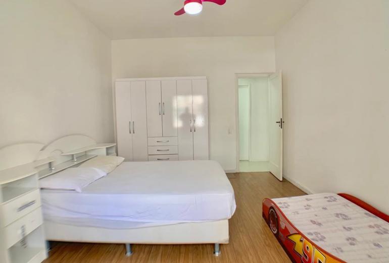 Rio396 - Spacious 4-bedroom apartment in Copacabana