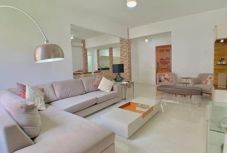 Rio396 - Spacious 4-bedroom apartment in Copacabana