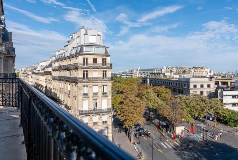 Par133 - Appartement luxueux de 4 chambres