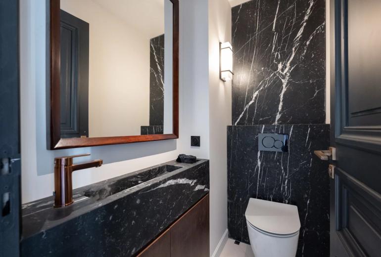 Par133 - Appartement luxueux de 4 chambres