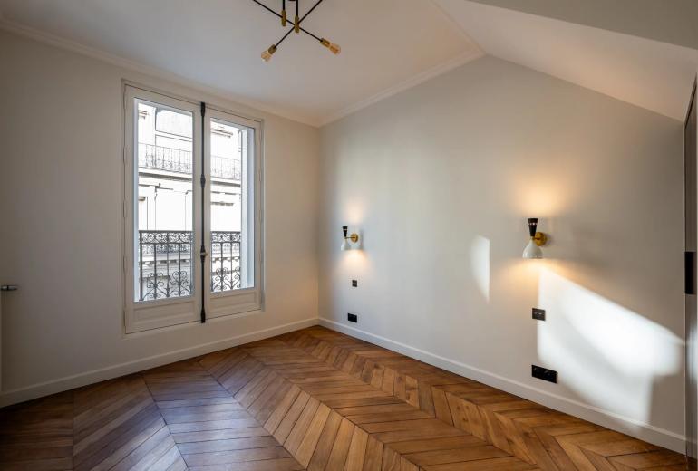 Par133 - Appartement luxueux de 4 chambres