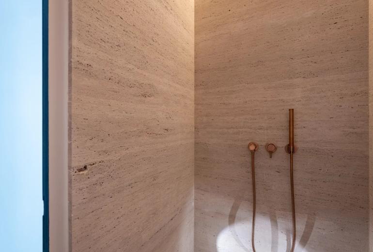 Par133 - Appartement luxueux de 4 chambres